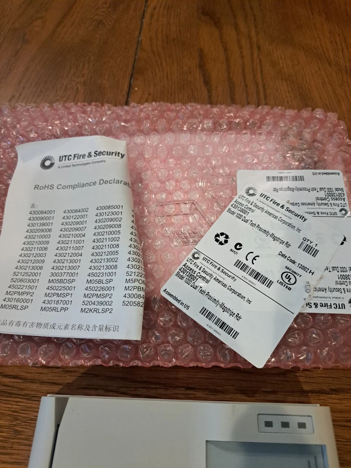 Nuevo Control de Acceso Interlogix / GE UTC 430138001 Modelo 1000 Dualtech Foto 3 de 4