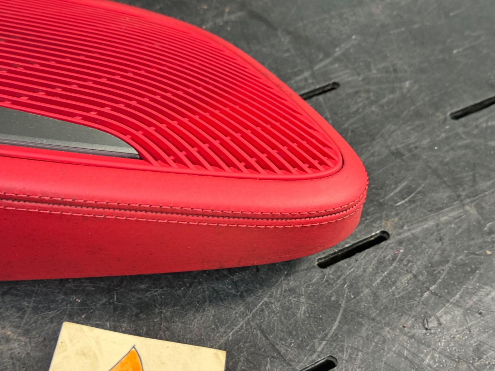 16-23 AUDI R8 V10 PLUS RIGHT PASSENGER RED SPEAKER COVER BANG & OLUFSEN *WORN