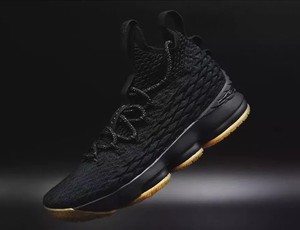 black gum lebron 15