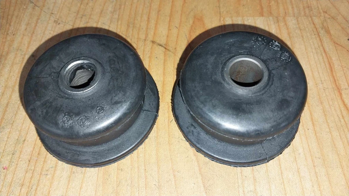 BMW E12-E28-E23-E24 rubber mountings(2) absorbers rear !NEW 