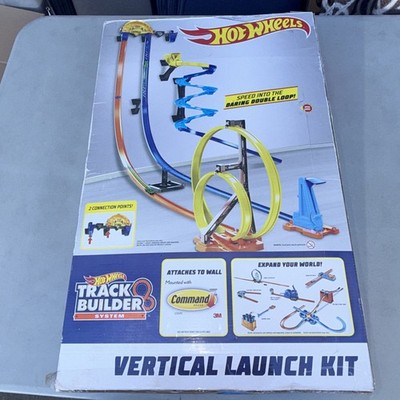 Hot Wheels Vertical Launch Kit Track Builder System NEW Damage Box