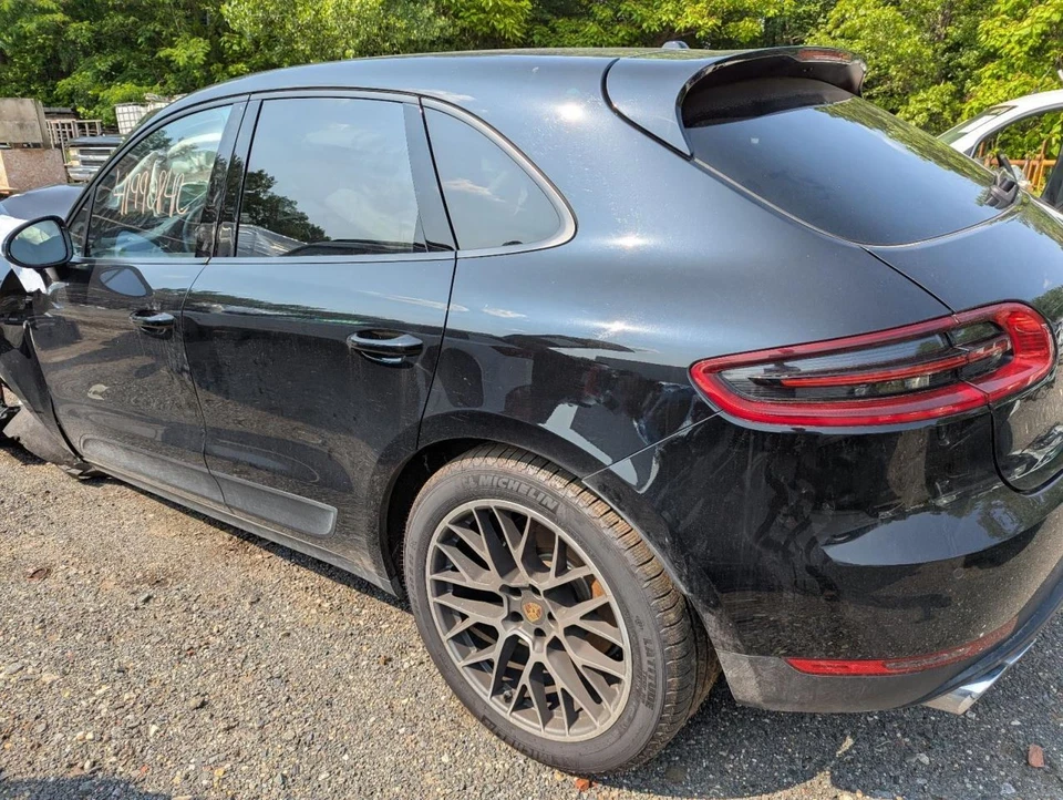 (LOCAL PICKUP ONLY) Passenger Right Fender Fits 15-23 PORSCHE MACAN 781266 - Image 2 of 4