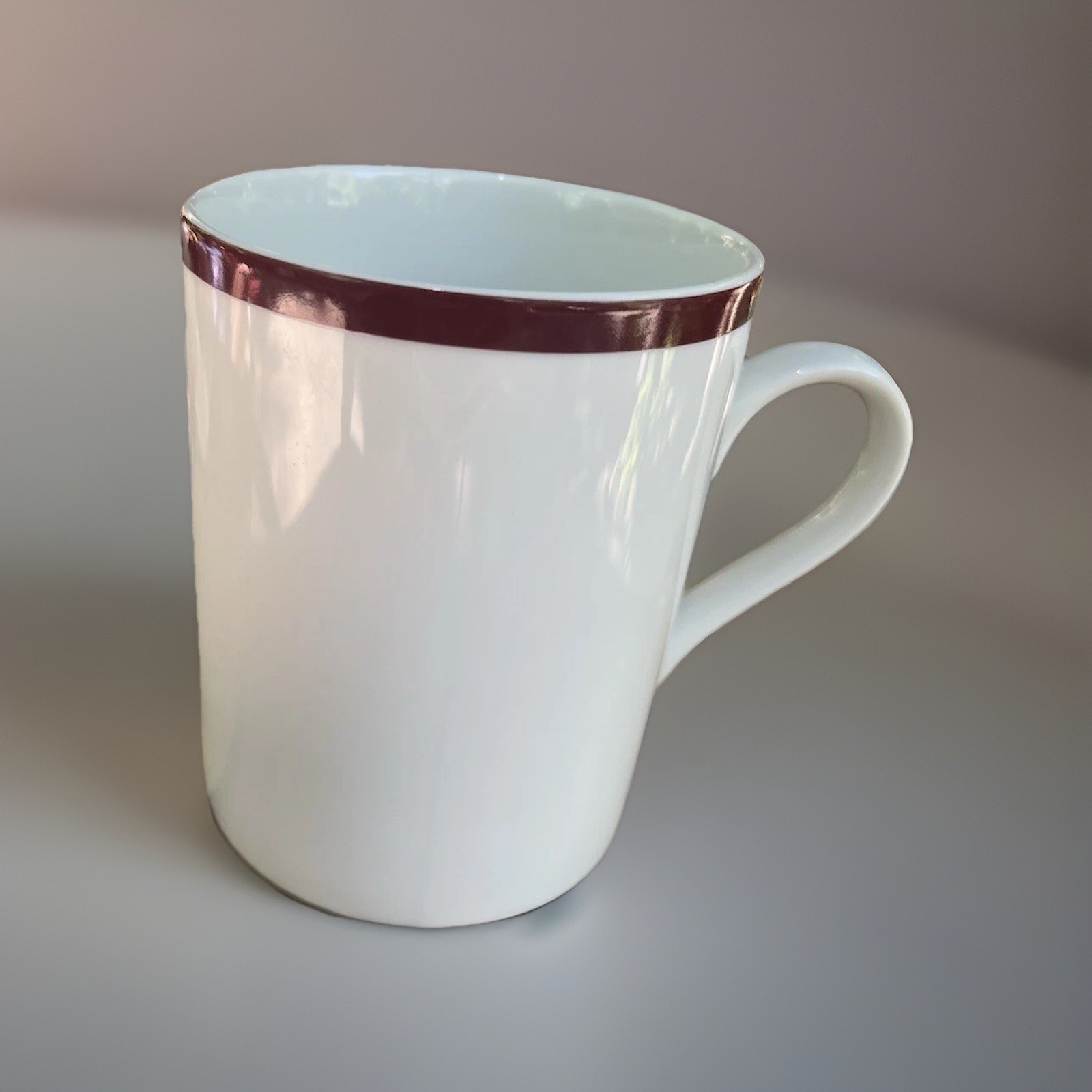 Williams Sonoma Brasserie Coffee Cup Classic White Maroon Rim made in Japan