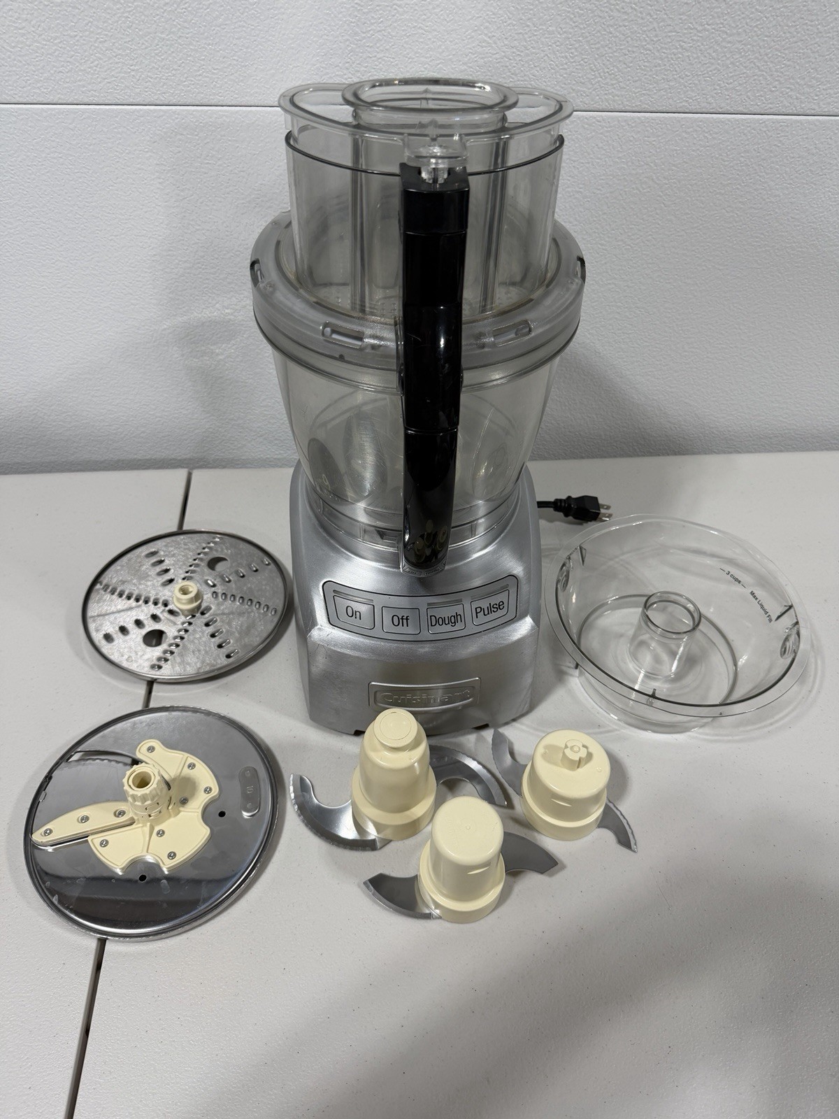 Cuisinart FP-16DC ELITE Collection 16-Cup Food Processor Tes