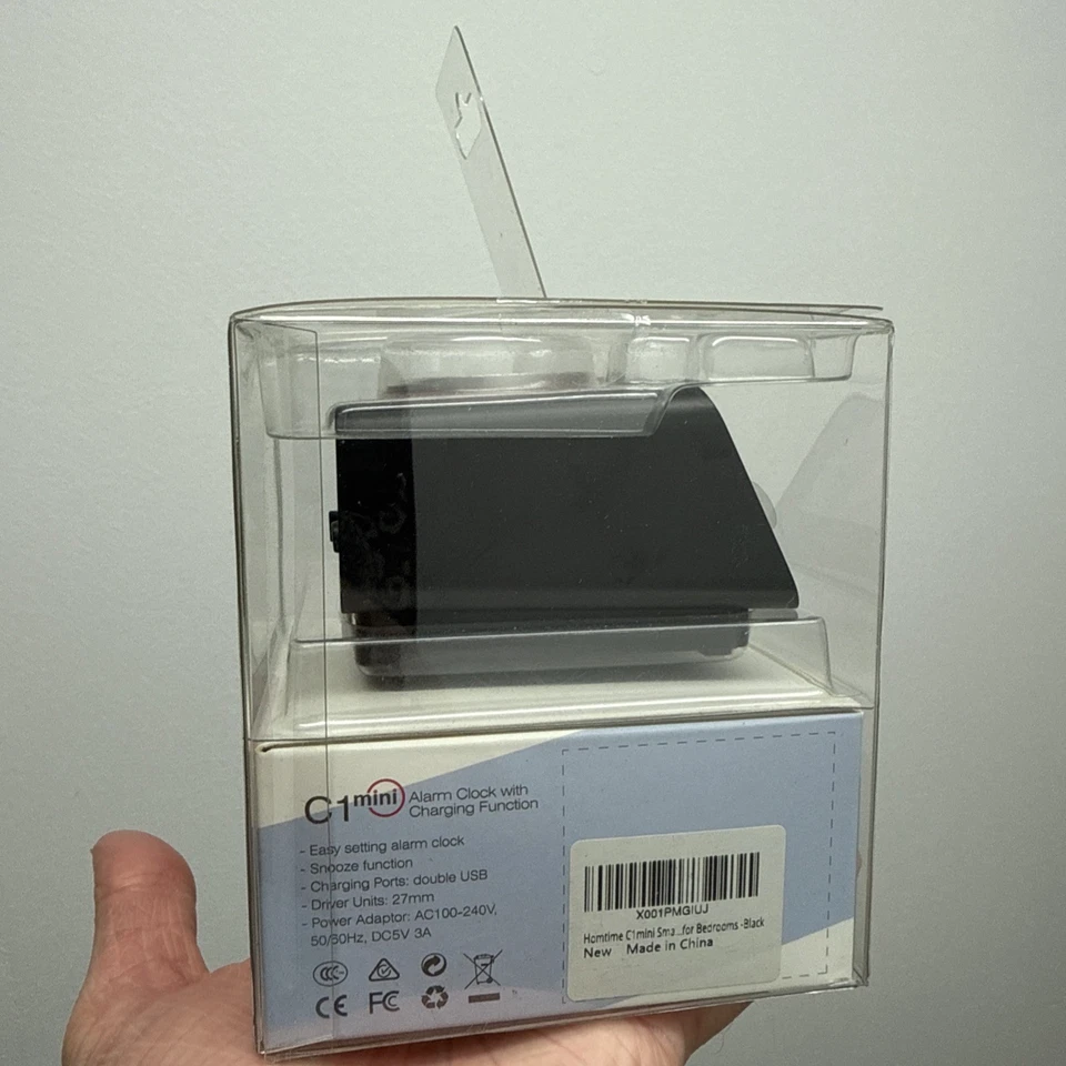 Mini Reloj Despertador Homtime C1 con Función de Carga y Puertos USB Nuevo Foto 2 de 4