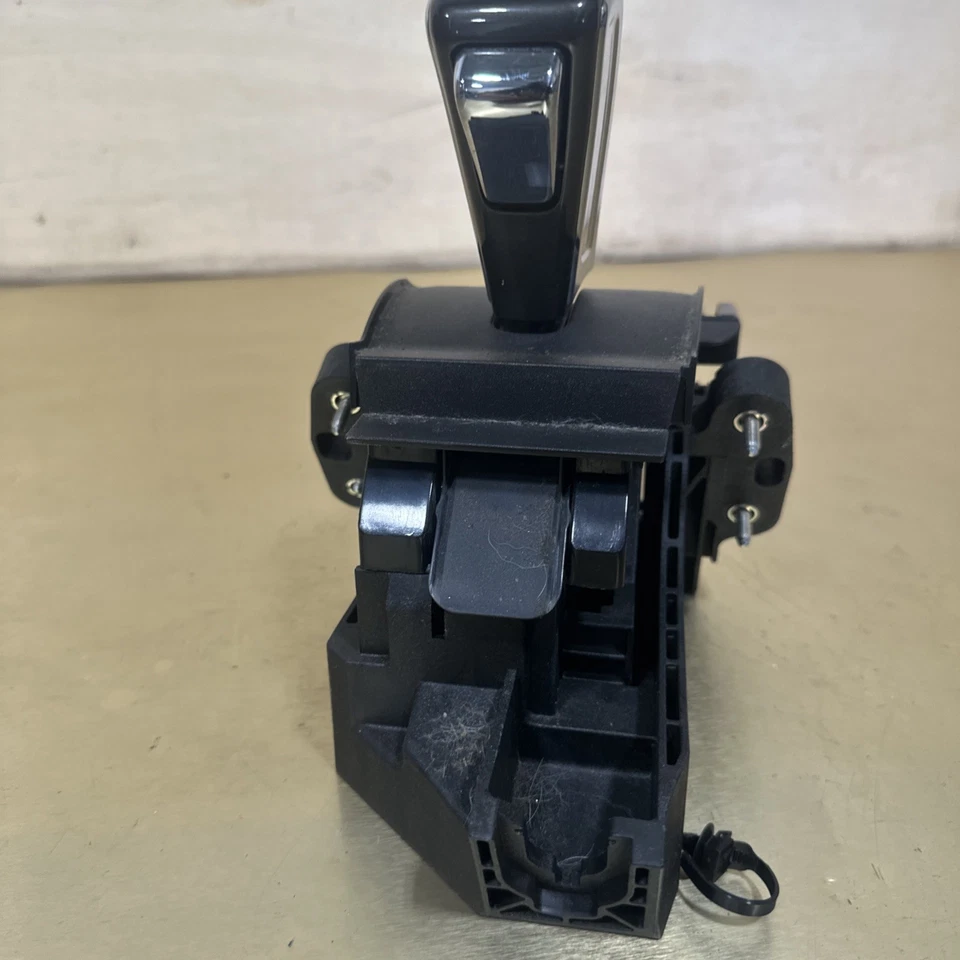 Palanca de cambios Chevrolet Volt 2011-2015 22800956 OEM Foto 2 de 4