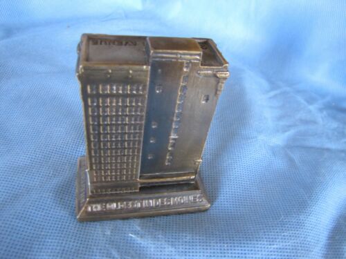 BANTHRICO DES MOINES SAVINGS & LOAN SOUVENIR BUILDING BANK - Picture 2 of 3