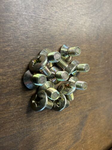 NEW GERMAN VW KARMANN GHIA BUS SUPER BEETLE BUG SEDAN/VERT DOOR HINGE SCREWS 30 - Picture 2 of 4