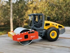 1/35 Scale SANY SSR260 Single Road Roller Compactor Diecast Car Collection