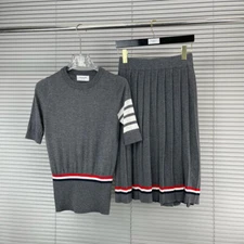 Thom Browne Round Neck Four-bar Pleated Skirts Two-piece Set