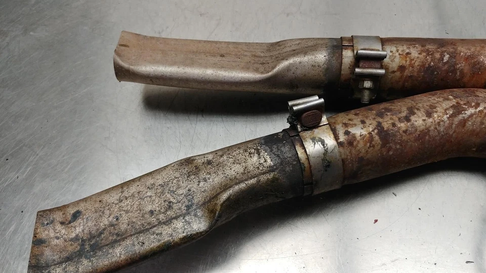 Chevrolet Camaro SS 2023 mercado de accesorios/tubos de escape personalizados con puntas Foto 2 de 4