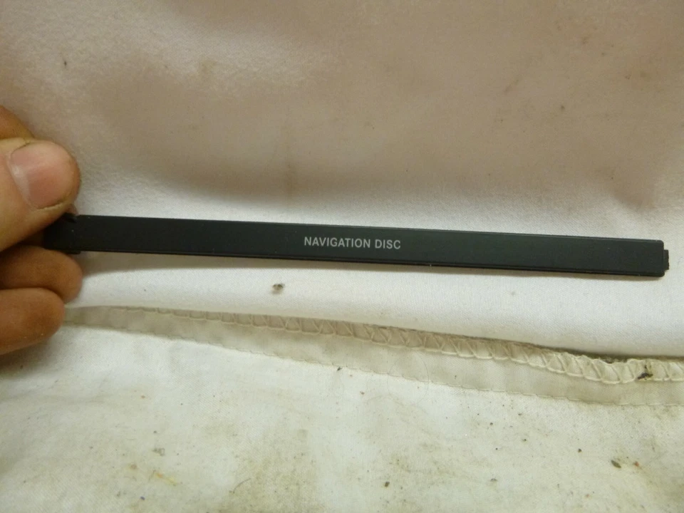 04-07 Chrysler Dodge Durango Charger Magnum Navegación Tapicería Cubierta P56038646 Foto 3 de 4