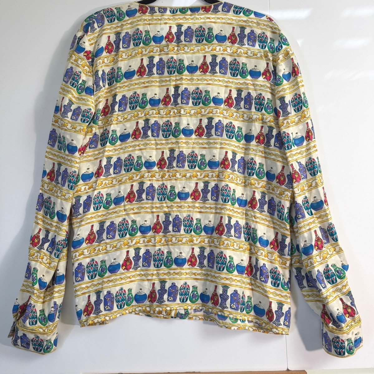 Maggy London Silk Blouse Vintage Vase Pottery Print Gold Frog Closure Size 14 View 5