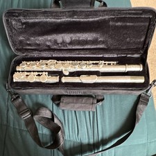 Jupiter JFL-13 Concert Flute C Silver Plated Closed Hole Boehm w/ Case