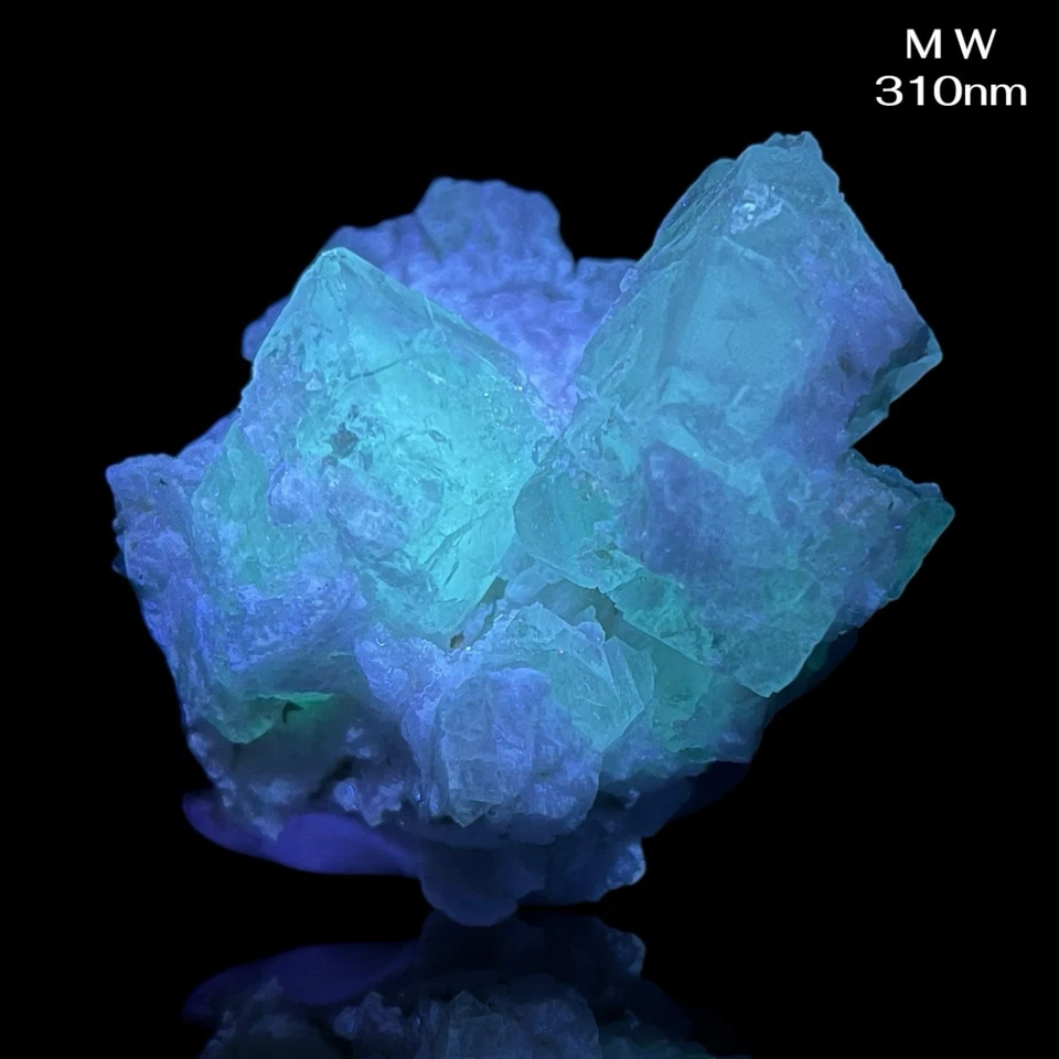 Cristales de fluorita verde fosforescentes ULTRA RAROS de alta calidad SKARDU, PAKISTÁN Foto 4 de 4