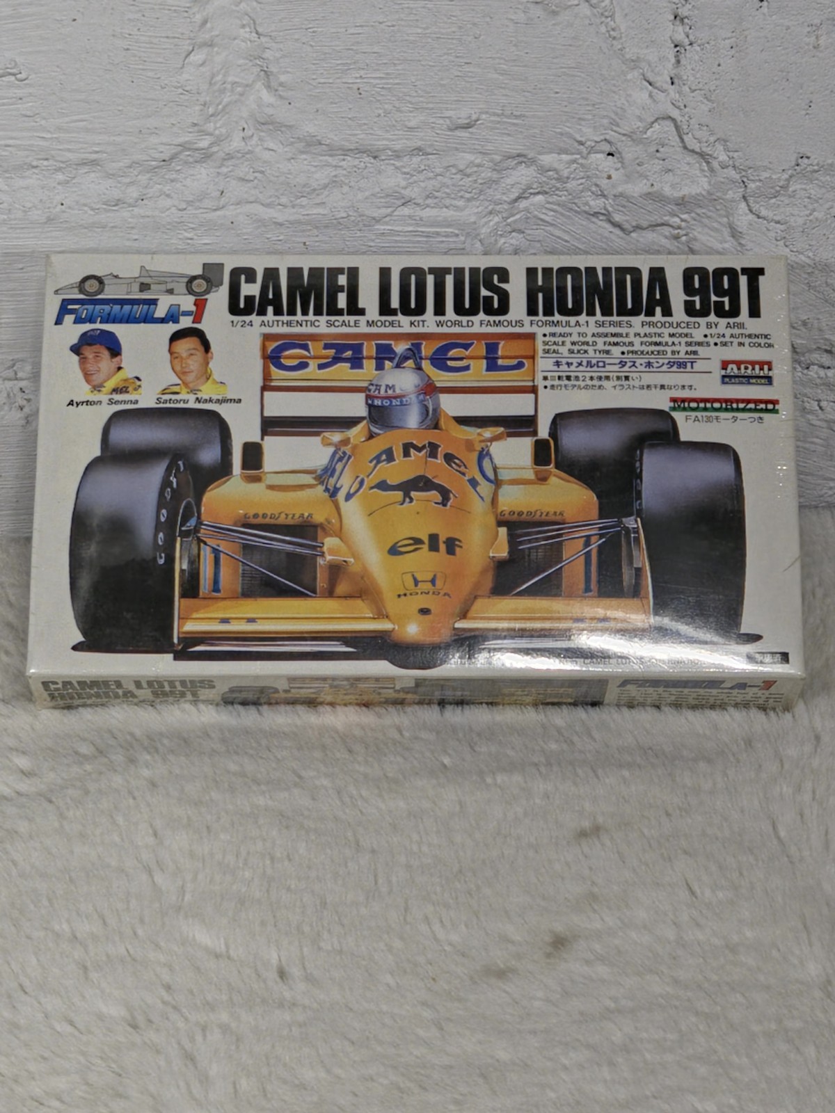 Arii 1/24 A535-600 Senna Lotus 99T F1 Model Kit Factory Sealed