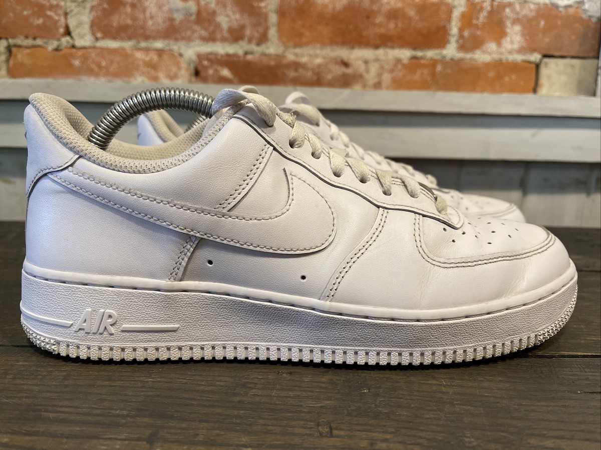 Nike Mens Air Force 1 07 CW2288-111 White Casual Shoes