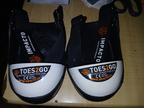 Impacto Toes2Go Steel Toe Cap Overshoe Size Small Fits Shoes M:2-7 W:4-9, White!