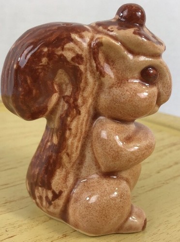 Vtg Salt Pepper Set Squirrel Nut Acorn Brown Ceramic - Picture 5 of 12