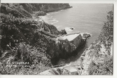 ORIGINAL OLD ACAPULCO MEXICO REAL PHOTO RPPC - LA QUEBRADA