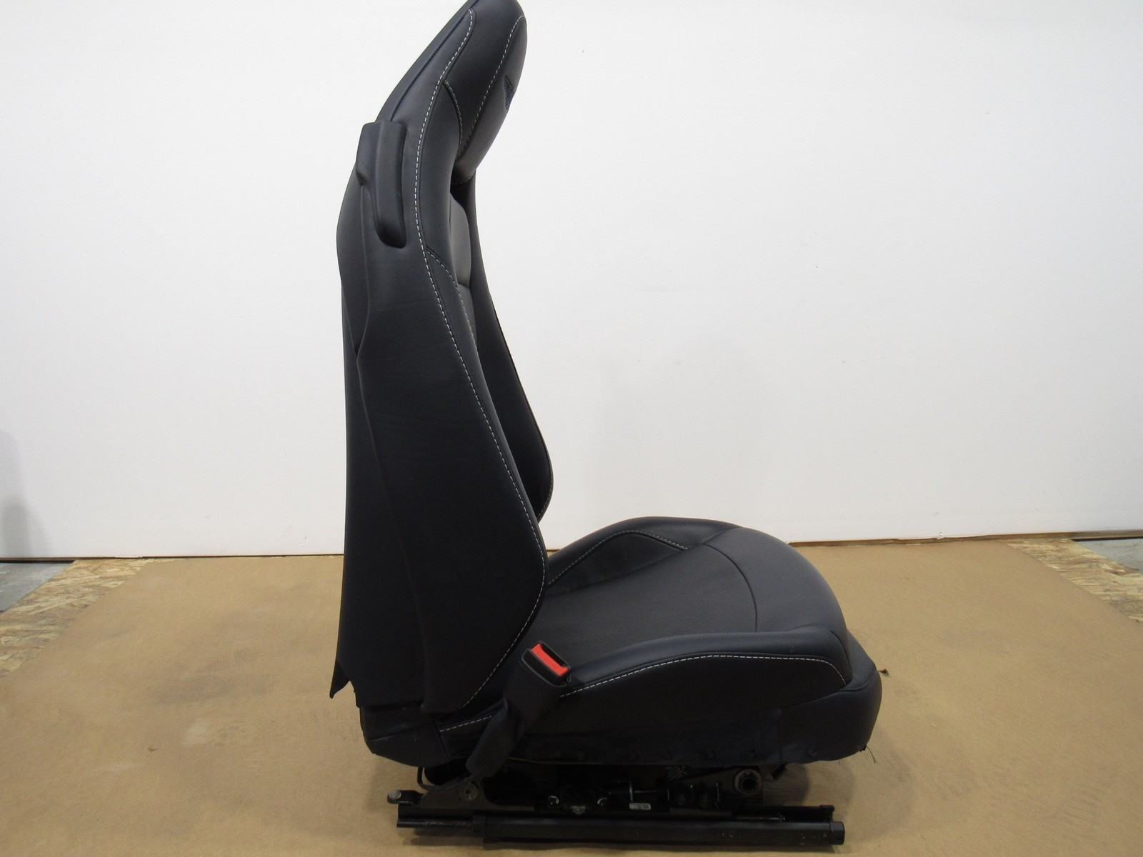 18-21 Aston Martin Vantage 2020 Front Left Driver Upper Lower Seat Assembly Y2