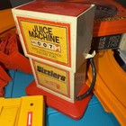 1960s Red Line Hot Wheels/Sizzlers Track Pieces, Including Speed Brake And Track — photo 3