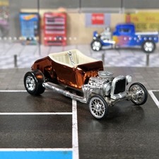 Johnny Lightning 1927 Ford Model T-roadster 164 Orange Real Riders 27 Hot Rod