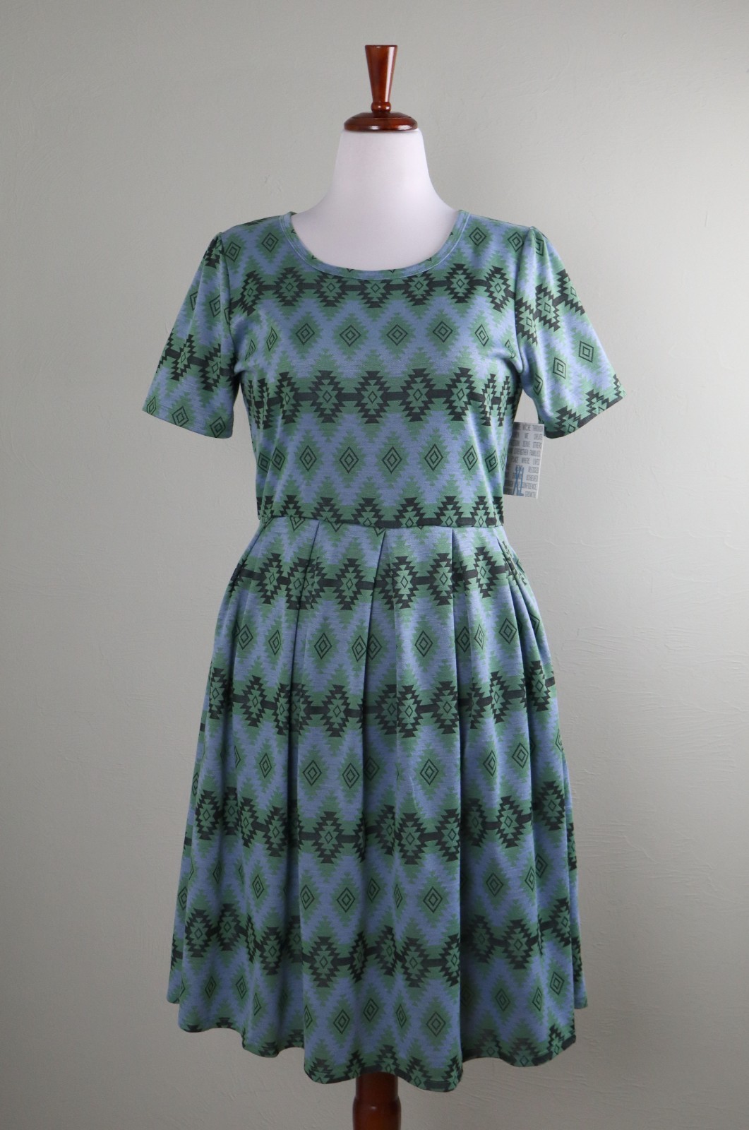 LULAROE NWT Smooth Stretch Blue Aztec Geo Print A-Line Amelia Dress Size XL