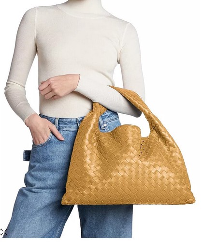 NWT Bottega Veneta Hop woven intrecciato Brown Small Shoulder Bag - Picture 2 of 7