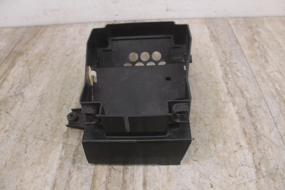 BMW K100 1985 herramientas, caja de almacenamiento Foto 4 de 4