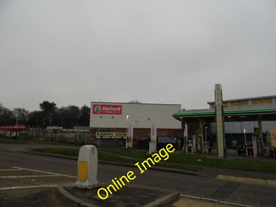 Foto 12x8 BP Tankstelle und Alsford Timber auf Edgington Way Foots Cr c2013