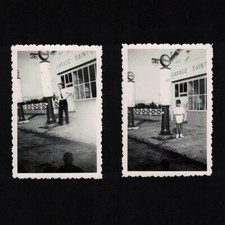 Lot de 2 photos 8.8 x 6 - Granville station service Esso pompe à essence Garage