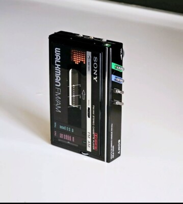 Sony Walkman WM-F30 Radio Cassette Player Working Excellent