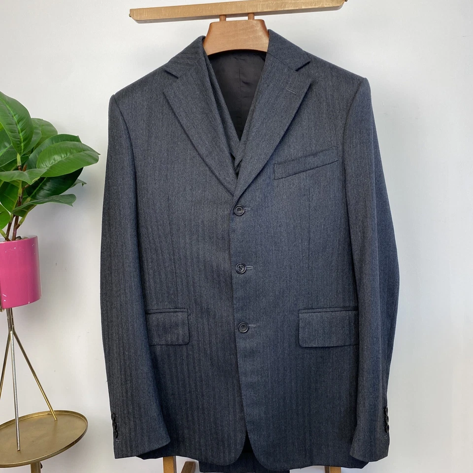 Huntsman Savile Row (37R) Bespoke 3 Piece Herringbone Charcoal Handmade Suit VGC - Image 2 of 4