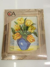 KIT/QUADRO MEZZO PUNTO 20X25 "VASO DI TULIPANI GIALLI"