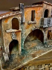 Presepe stile popolare capanna legno ceramica MMfecit ambientazione natività