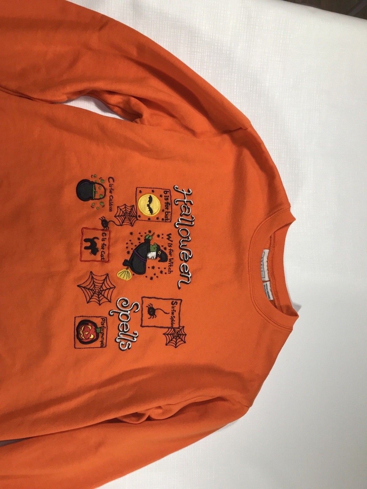 Halloween Sweater Womens Medium Basic Editions AB… - image 3