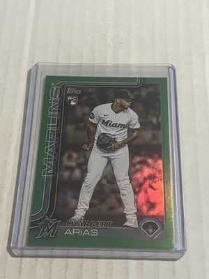 2025 Topps Update Luarbert Arias RC Rookie Green Parallel /99