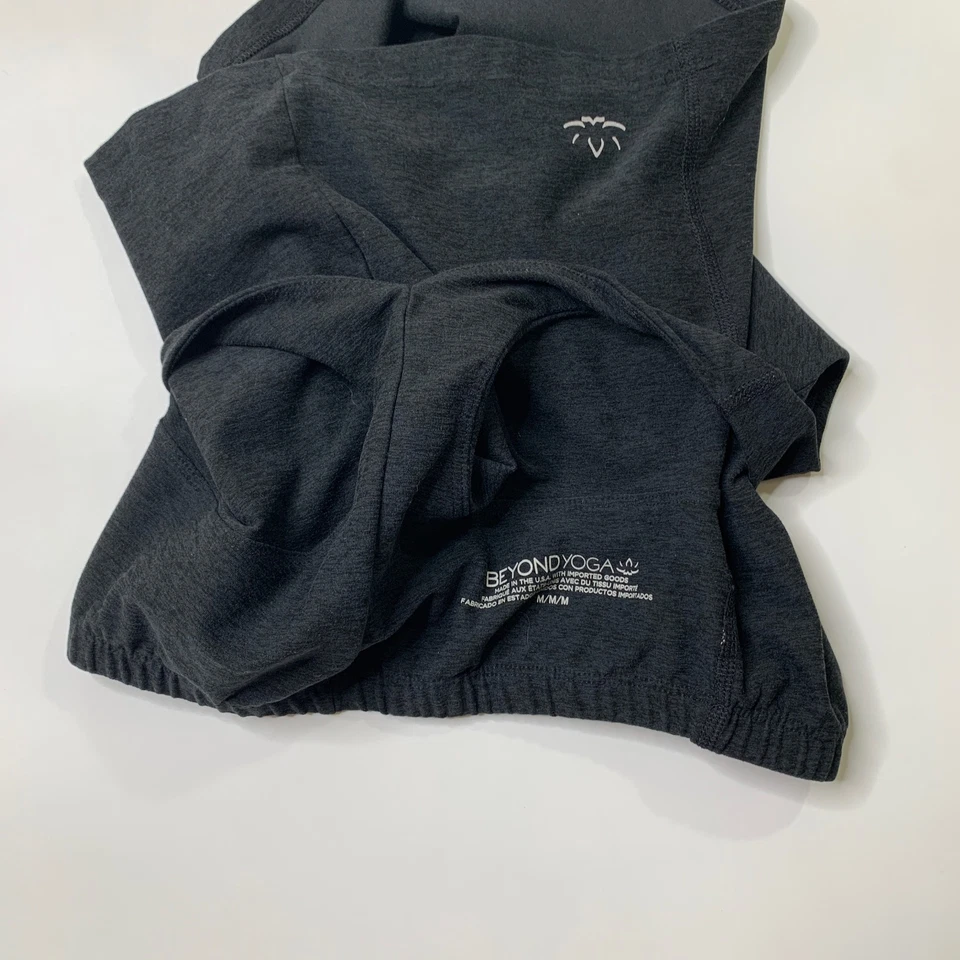 Beyond Yoga Tank Top Womens M Medium Black Spacedye Racerback Cropped Shelf Bra - Image 4 of 4