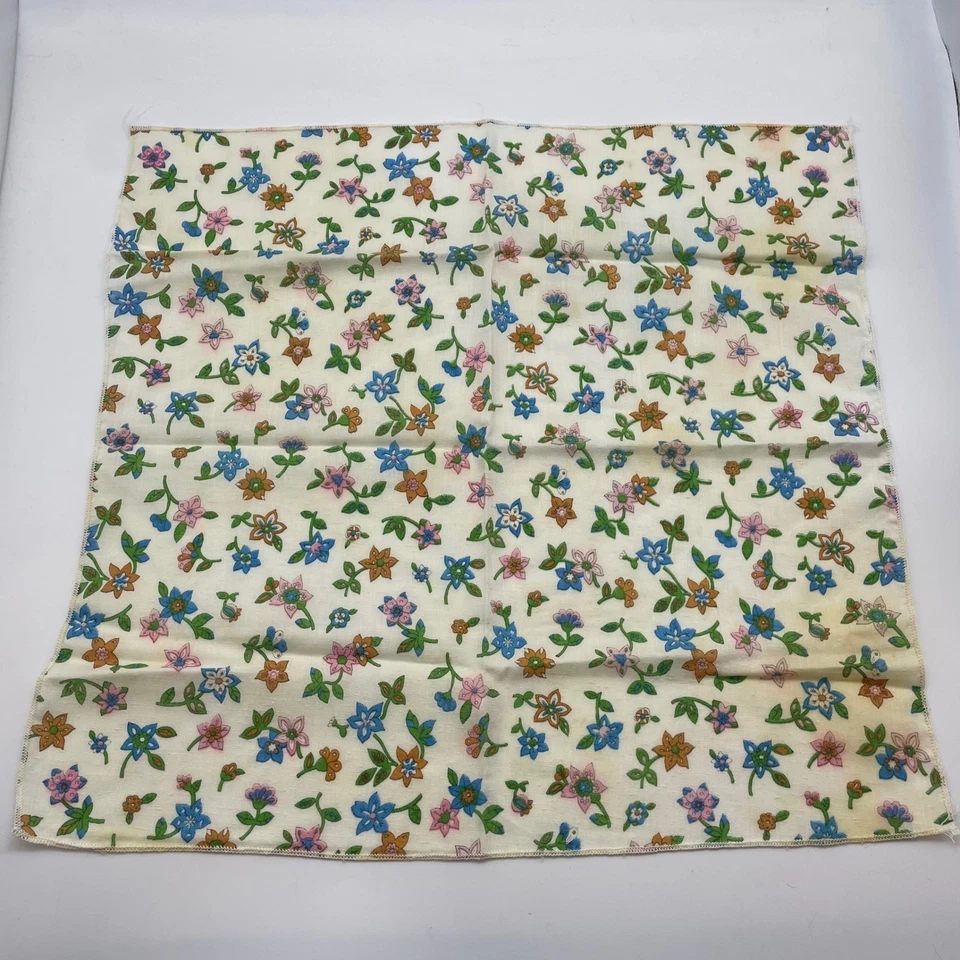 Vintage 1960s Handmade Floral Rectangular Cloth Napkins Set of 6 Retro Dining - Image 3 of 3