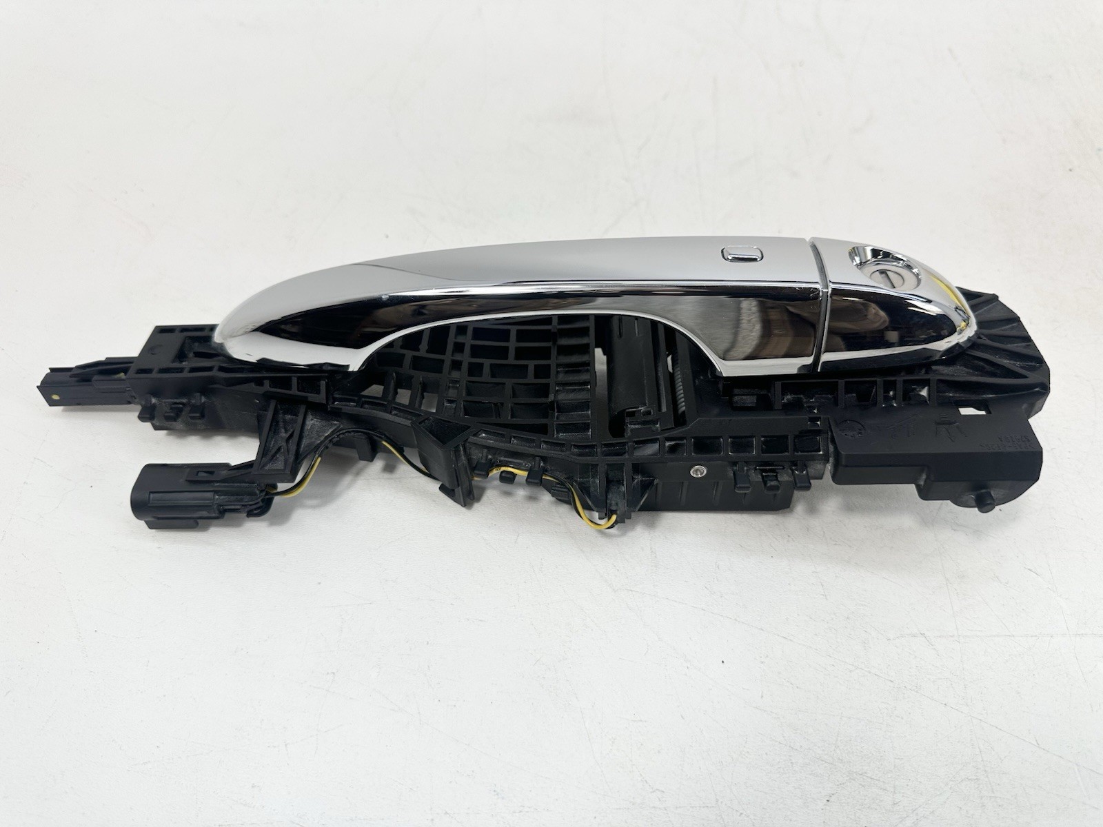 2014 - 2021 Maserati Ghibli Front Left Side Exterior Door Handle Assembly OEM
