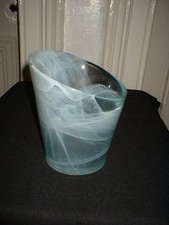 REDUCED * GORGEOUS HEAVY GLASS CANDLE HOLDER/ORNAMENT 6 INCHES TALL x 5.5" 811g