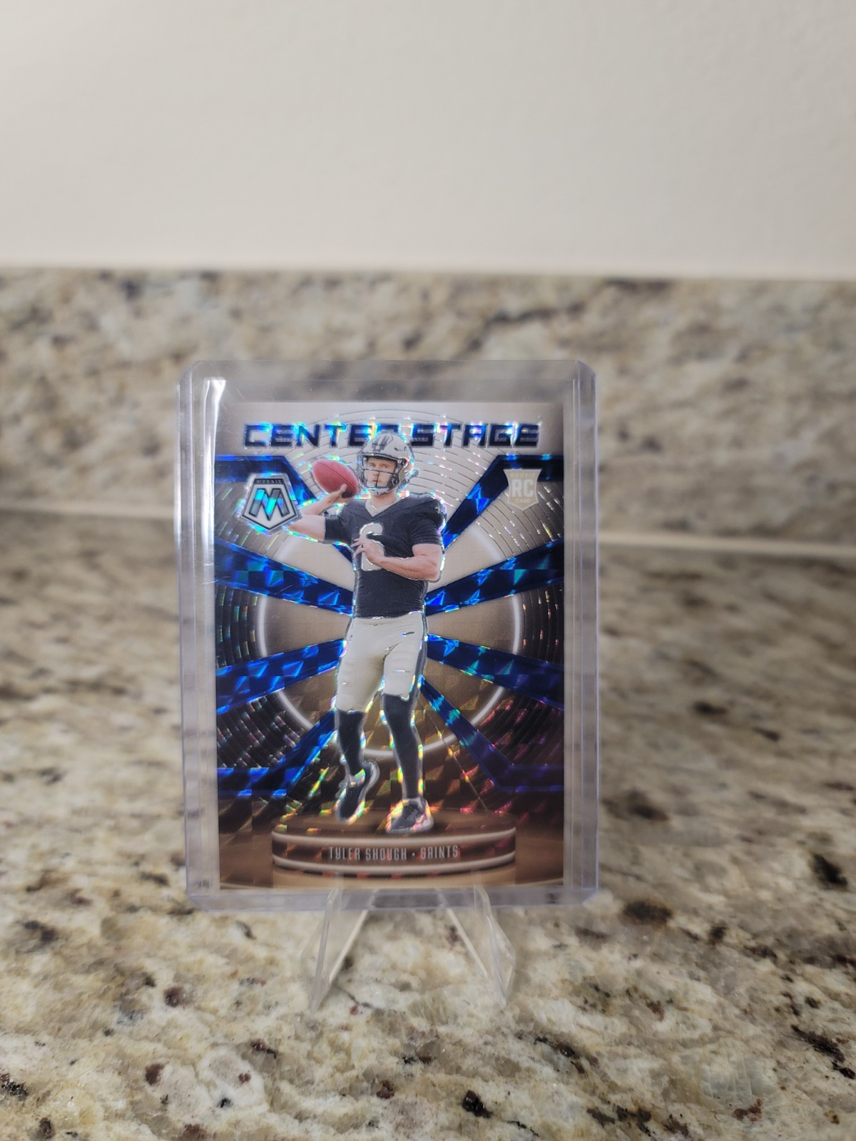 2025 Panini Mosaic - Center Stage Mosaic Tyler Shough #2 Blue Prizm /99 (RC)