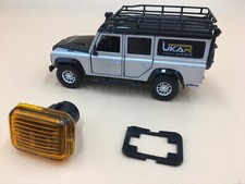LR DEFENDER -06 DISCOVERY I RR P38 Orange Side Repeater PRC9916