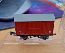 N GAUGE GRAHAM FARISH -  12T EASTERN VENTILATED VAN LNER OXIDE
