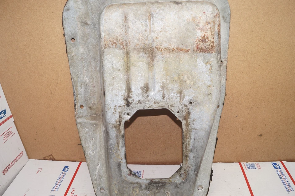 Placa de cubierta de palanca de cambios de piso de transmisión manual Ford F150 F250 F350 Bronco 92-96 Foto 3 de 4