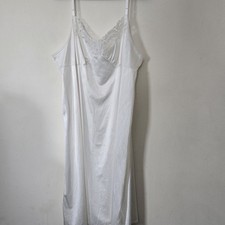Vassarette Vintage Ivory Lace Full Slip Nylon Satin Nightgown Dress Size 44