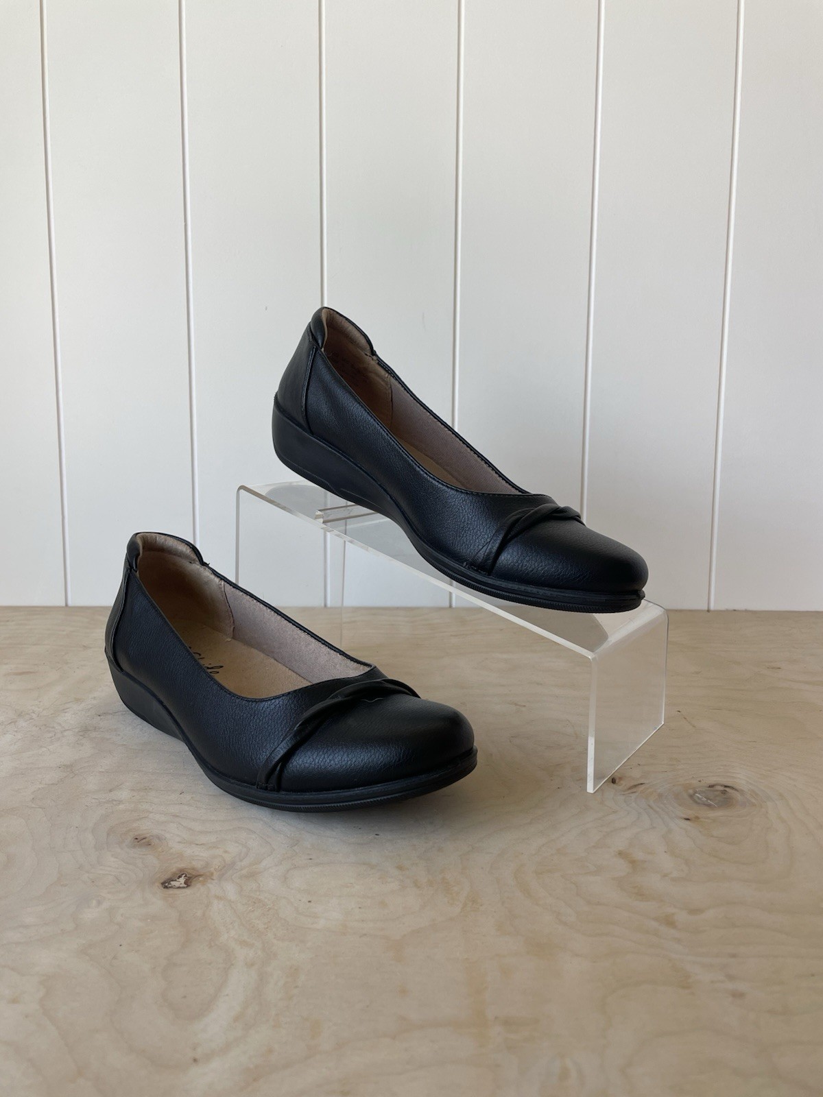 LifeStride Velocity 2.0 Impact Wedge Slip-On Flat Shoes Black Size 8.5