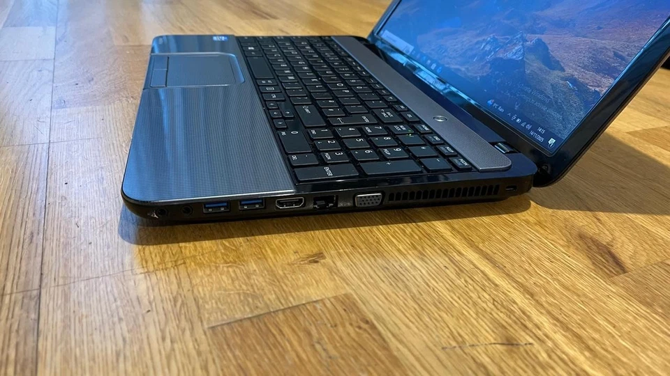 Toshiba Satellite Pro L850-1UJ, 15.6" Laptop, Core i3-3120M, 4GB RAM, 256GB SSD - Image 4 of 4