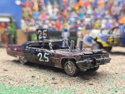 DEMO DERBY CUSTOM DEMOLITION car #25 1973 Cadillac Sedan 1/64 Junk Yard Dioramas